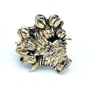 Vintage Gold Tone Flower Basket Pin Made USA Floral Statement Brooch‎ Botanical